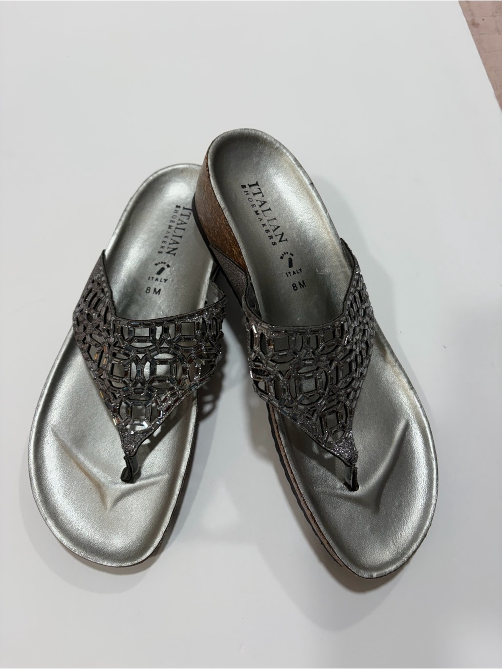 Italian Shoemaker Silver Cutout Sandals Luxury Comfort Flip Flops